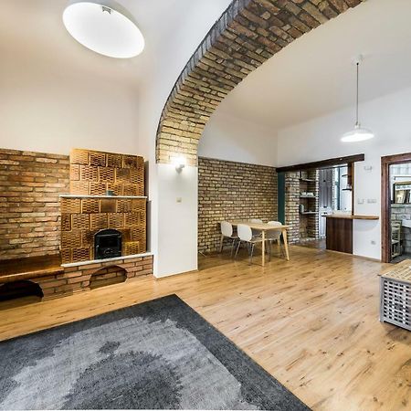 French Touch Apartment With Free Parking Budapeste Exterior foto