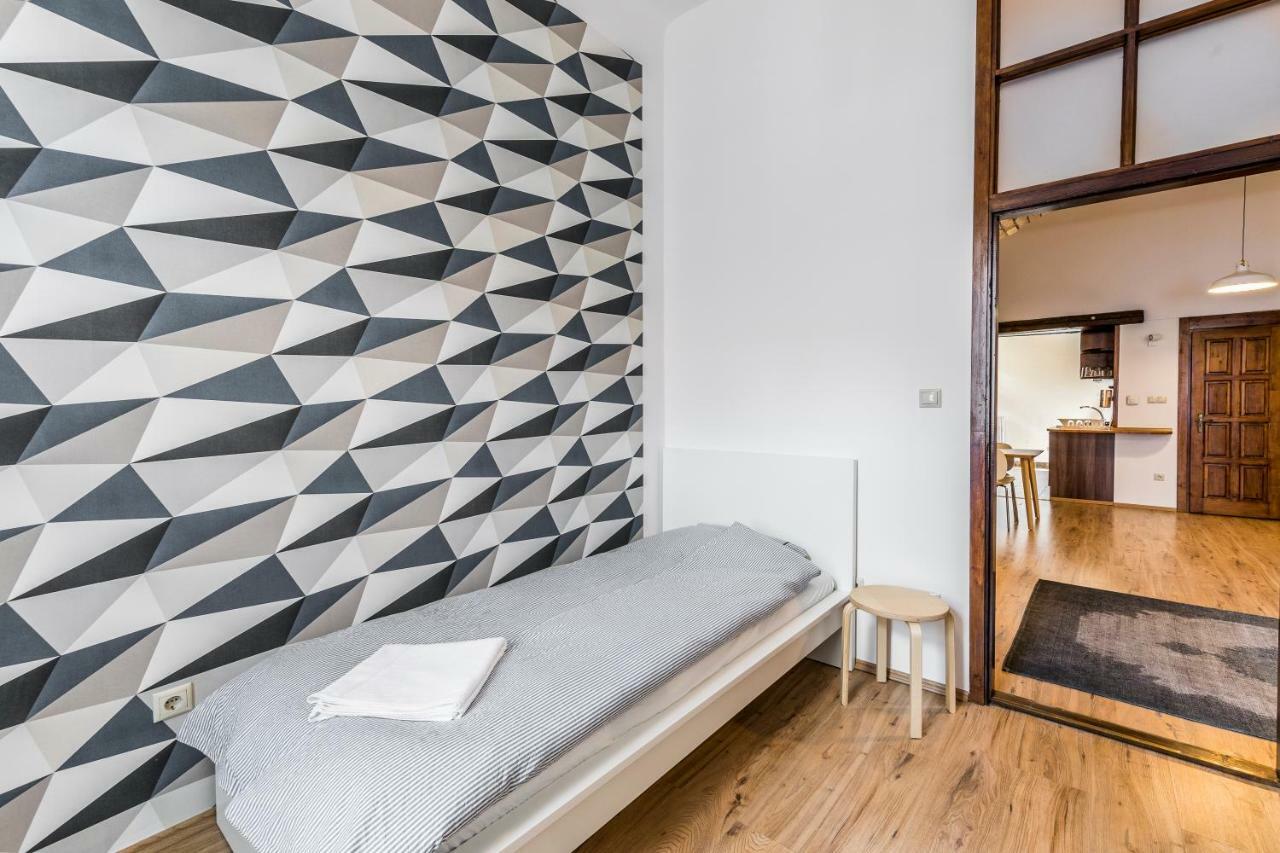 French Touch Apartment With Free Parking Budapeste Exterior foto
