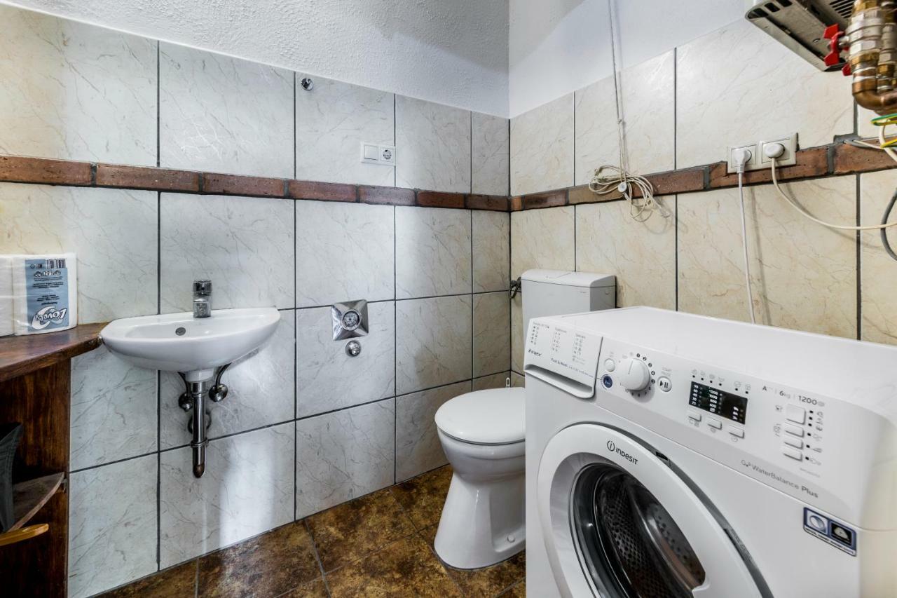 French Touch Apartment With Free Parking Budapeste Exterior foto