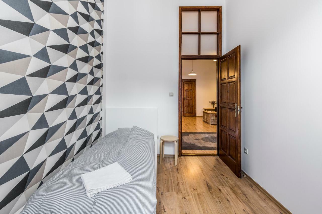 French Touch Apartment With Free Parking Budapeste Exterior foto